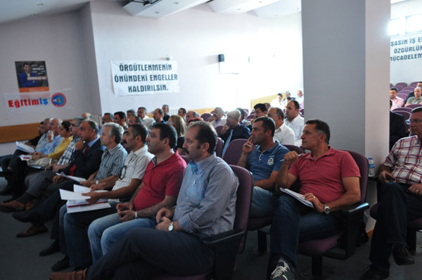EĞİTİM-İŞ III. DÖNEM III. BAŞKANLAR KURULU GERÇEKLEŞTİRİLDİ | EĞİTİM İŞ