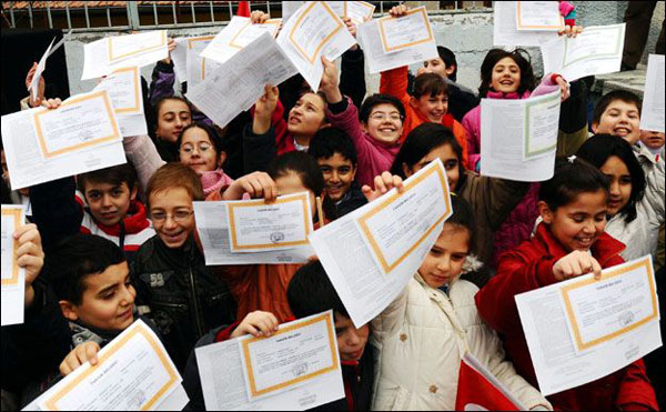 2010-2011 EĞİTİM-ÖĞRETİM YILINDA DA SORUNLAR YİNE BİTMEK BİLMİYOR... | EĞİTİM İŞ