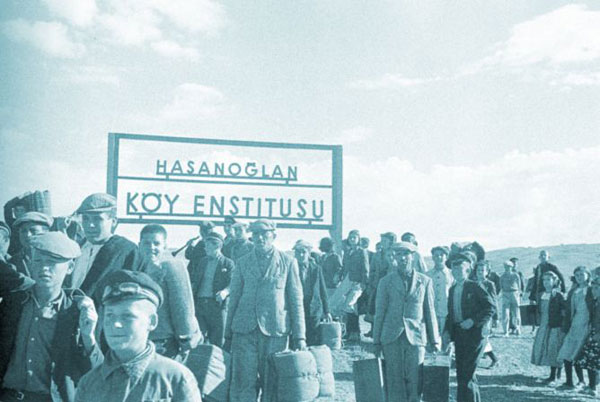 AYDINLANMANIN VE ÜRETKEN EĞİTİMİN EN BÜYÜK PROJESİ: KÖY ENSTİTÜLERİ | EĞİTİM İŞ
