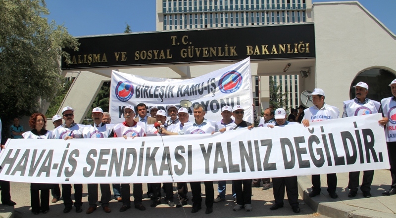 HAVA-İŞ’E HAKLI MÜCADELESİNDE DESTEK VERDİK  | EĞİTİM İŞ