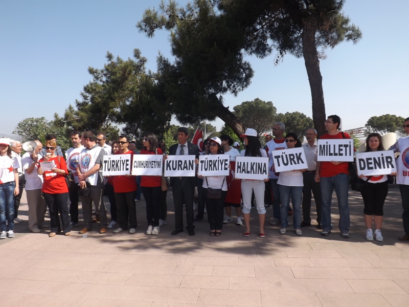 BALIKESİR ŞUBEMİZDEN 19 MAYIS COŞKUSU | EĞİTİM İŞ