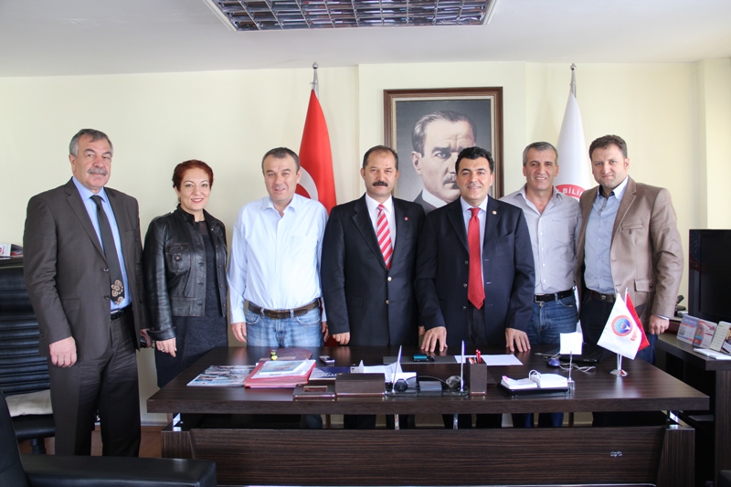 CHP’Lİ FARUK DEMİR EĞİTİM-İŞ’İ ZİYARET ETTİ  | EĞİTİM İŞ