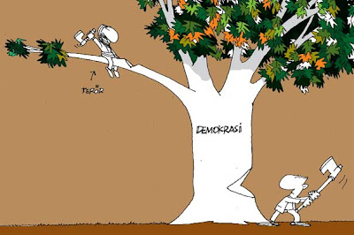 AKP’NİN PAKETİNDEN BÖLÜNME VE GERİCİLİK ÇIKTI | EĞİTİM İŞ