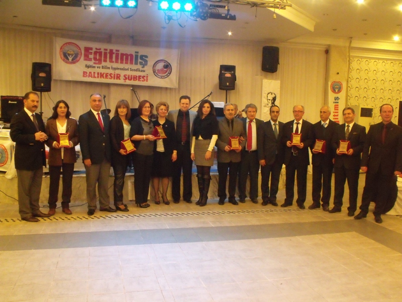 DERSHANE SİSTEMİNE DE, ÖZEL OKULA DA KARŞIYIZ | EĞİTİM İŞ