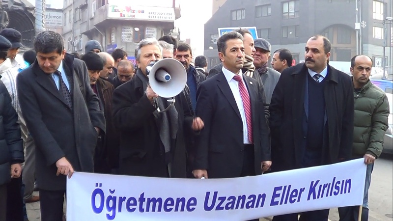 ZONGULDAK ŞUBEMİZ ÖĞRETMENE ŞİDDETİ PROTESTO ETTİ  | EĞİTİM İŞ