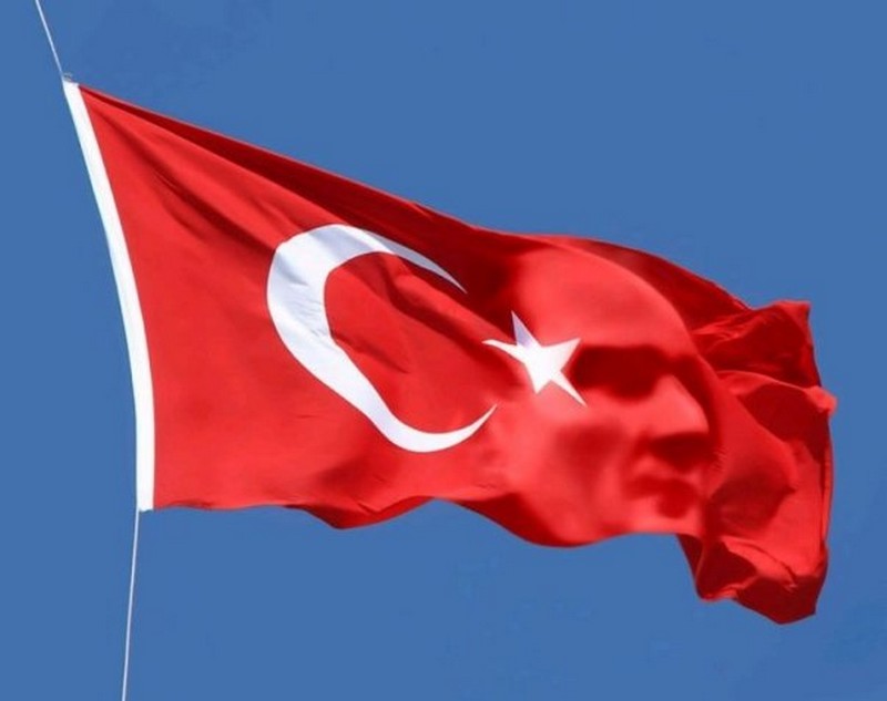 BAYRAĞIMIZIN İNDİRİLMESİNİN SORUMLUSU SİYASAL İKTİDARDIR | EĞİTİM İŞ