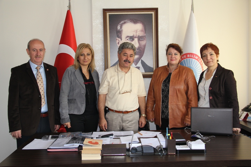 ROMANYA MİLLİ EĞİTİM MÜFETTİŞİNDEN SENDİKAMIZA ZİYARET | EĞİTİM İŞ