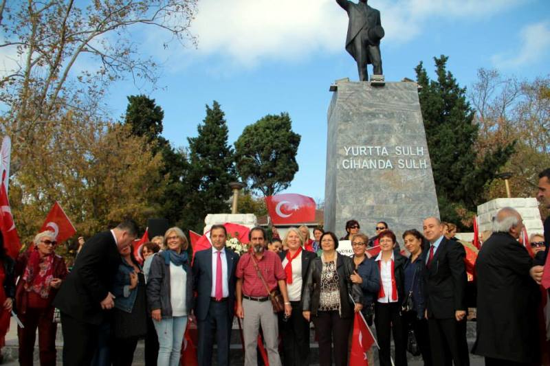 SİNOP İL TEMSİLCİLİĞİMİZİN CUMHURİYET COŞKUSU  | EĞİTİM İŞ