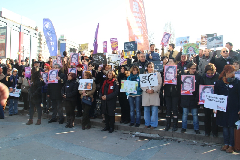 KADINLAR ÖZGECAN İÇİN ANKARA’DA AYAĞA KALKTI | EĞİTİM İŞ