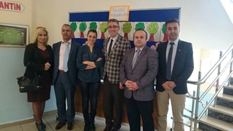 ÖRGÜTLENME ÇALIŞMALARIMIZI İSTANBUL`DA SÜRDÜRDÜK | EĞİTİM İŞ
