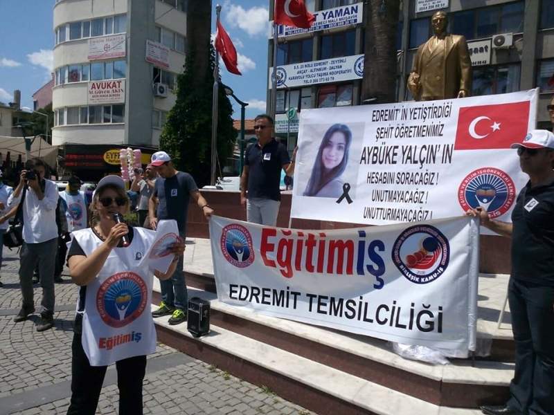 ŞEHİT ÖĞRETMEN AYBÜKE YALÇIN EDREMİT’TE ANILDI | EĞİTİM İŞ