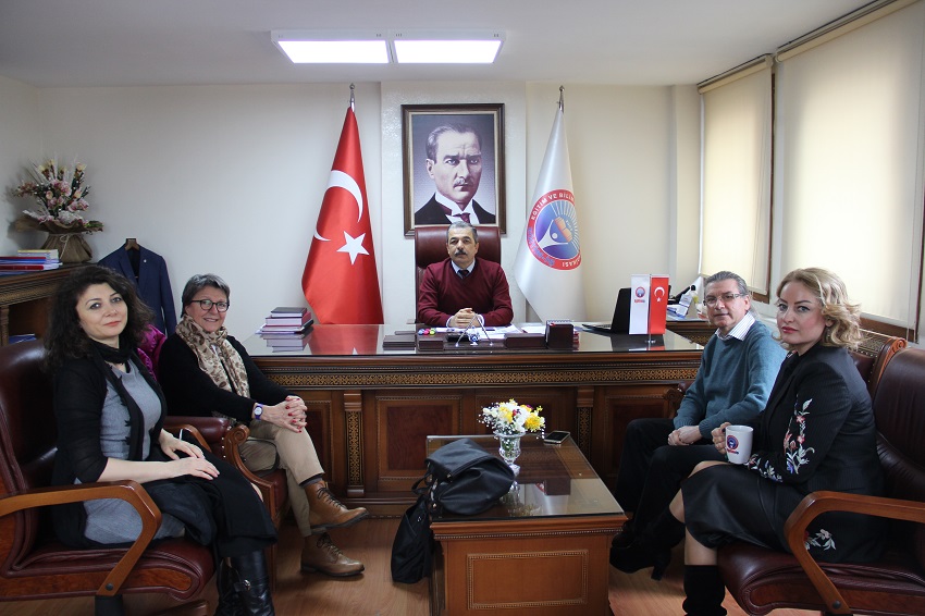 KÖY ENSTİTÜLERİ VE ÇAĞDAŞ EĞİTİM VAKFI’NDAN SENDİKAMIZA ZİYARET  | EĞİTİM İŞ
