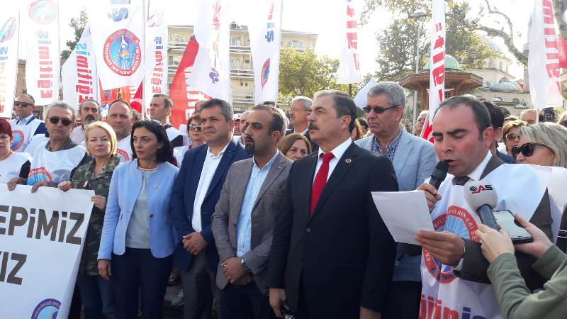 BURSA ŞUBE BAŞKANIMIZ ÖZKAN RONA’YA YAPILAN ALÇAKÇA SALDIRIYI PROTESTO ETTİK! | EĞİTİM İŞ