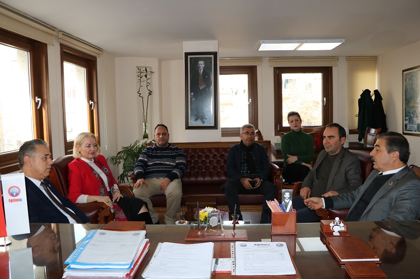CHP’Lİ SUAT ÖZCAN SENDİKAMIZI ZİYARET ETTİ  | EĞİTİM İŞ