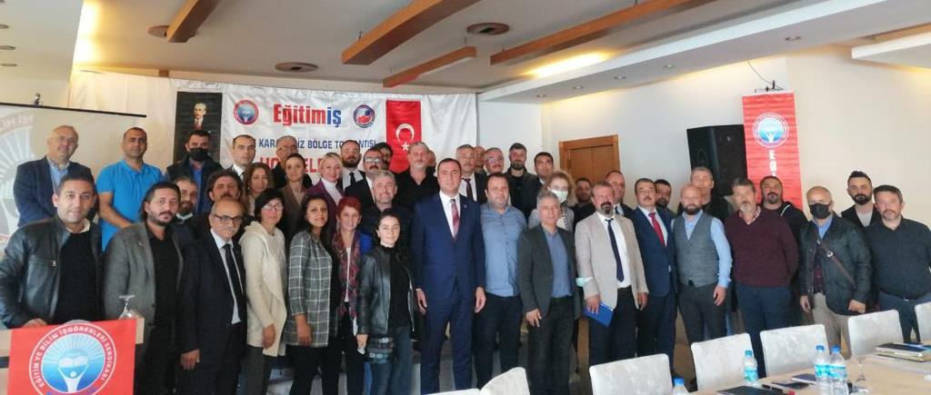 DOĞU KARADENİZ BÖLGE TOPLANTISINI GENİŞ KATILIMLA GERÇEKLEŞTİRDİK  | EĞİTİM İŞ